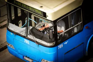 Лишенный прав водитель задержан за рулем автобуса в Усть-Каменогорске