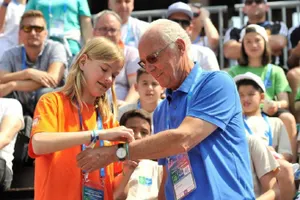 Франц Беккенбауэр поделится опытом с 800 юными футболистами со всего мира