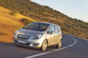 Opel представил очень экономичный вариант минивэна Meriva