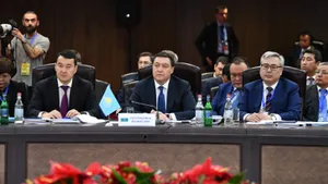 Аскар Мамин принял участие в заседании Евразийского межправсовета