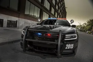 Обновленный Dodge Charger приспособили для нужд полиции
