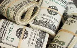 Курс доллара снизился в Казахстане