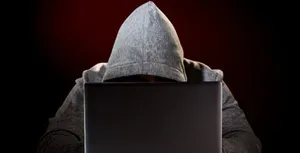 Видео с сотен веб-камер британцев попало в интернет