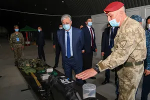 Изучить международный опыт поручил президент полицейским