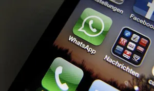 Новую функцию для борьбы с фейками тестирует WhatsApp