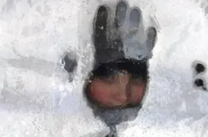 Два человека замерзли на севере Казахстана