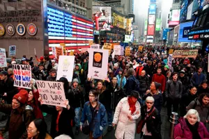 Антивоенные протесты начались в США