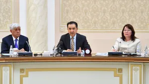 До 332 тысяч тенге повысят зарплату сельским врачам Алматинской области