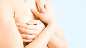 Врачебная ошибка лишила девушку груди