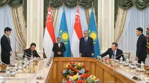 Переговоры провели главы Казахстана и Сингапура