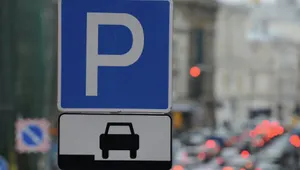 Адвокат: Платные автостоянки могут быть только в Астане и Алматы