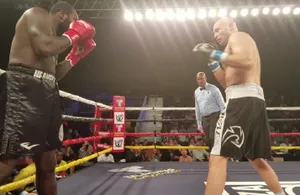 Иван Дычко одержал победу сокрушительным нокаутом