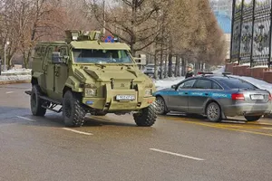 Журналисты пообщались с мужчиной, который заперся в горакимате