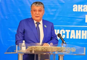 Сенатор Мурат Бахтиярулы предложил поднять госпошлину в судах