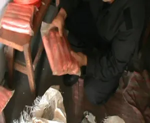 В поселке Бестобе задержан мужчина со взрывчаткой