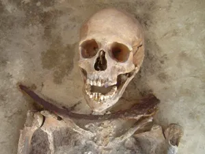 Факт обнаружения человеческих останков проверяет полиция в Мангыстау