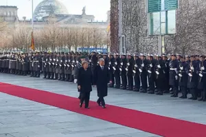 Токаев встретился с Меркель в Берлине