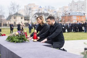 Зеленский предложит США передать России предложение о перемирии на Пасху