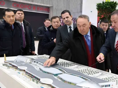 Нурсултан Назарбаев осмотрел объекты ЭКСПО-2017