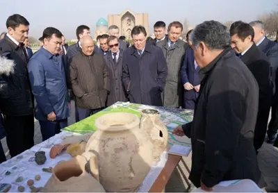 Премьер-министр поручил усилить работы по застройке Туркестана