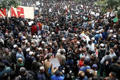 Более тысячи протестующих задержаны в Индии