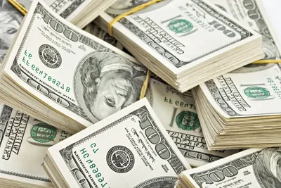 Тенге набирает обороты, доллар дешевеет