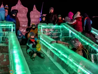 Праздничные гуляния в Астане