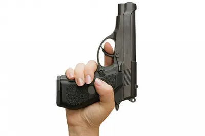 Полиция Алматы задержала стрелка из свадебного кортежа