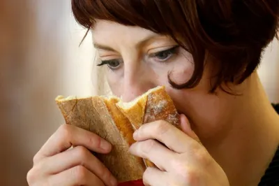 Багет для Елисейского дворца выбрали французы