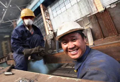 Каждый гастарбайтер в РК будет платить пошлину в 3,7 тыс. тенге