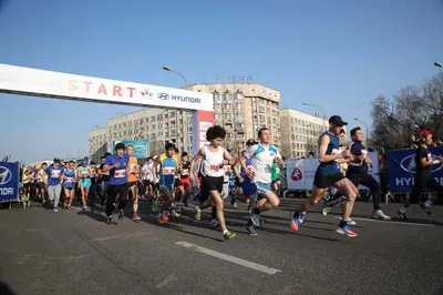 Команда Lipton Clear Green пробежала на III алматинском марафоне