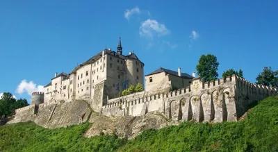 Bloomberg: замки в Чехии стоят дешевле квартир на Манхэттене