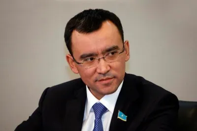 О братском народе нужно говорить аккуратней – Маулен Ашимбаев