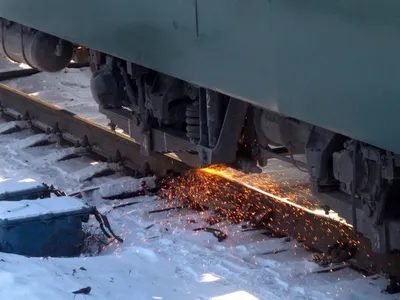 Машинист грузового поезда предотвратил наезд на человека в Петропавловске