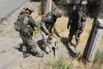 Саперы приступили к работам на территории склада боеприпасов в Арыси