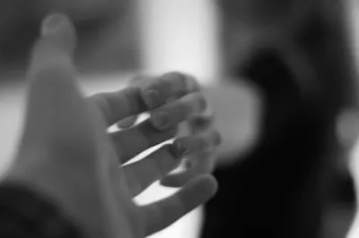 Молодая пара сбросилась с крыши 10-этажного дома в Павлодаре (ВИДЕО)