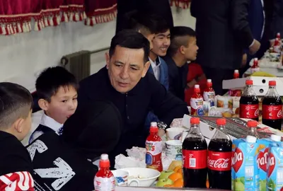 Шымкентские полицейские поздравили с Новым годом воспитанников детдома