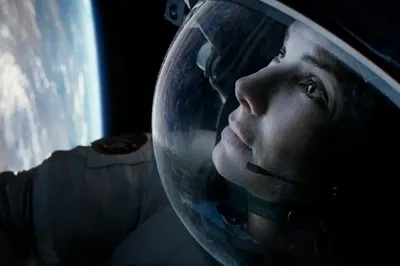 «Гравитацию» признали лучшим фильмом 2013-го