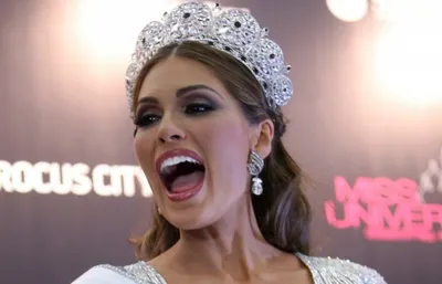 Мисс Вселенную - 2013 заподозрили в пластической операции