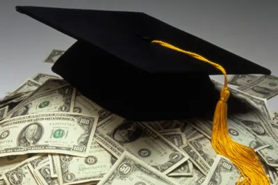 Болашаковцы вернут государству 323 млн тенгеЭксклюзив