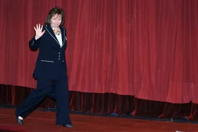 СМИ: Людмила Путина сменила фамилию