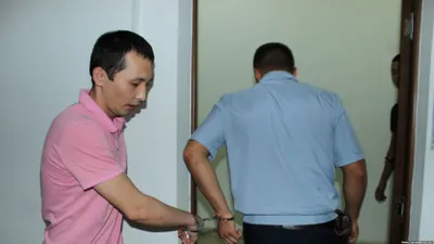 Алматинский активист ДВК заявил, что полиции его выдал Аблязов