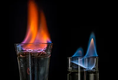 Эксперт рассказал, как проверить качество алкоголя