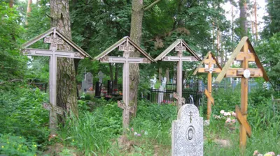 Пьяница крал деревянные кресты с могил и топил ими печь в Алматинской области