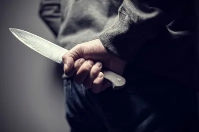 Ножевые ранения нанесли водителю большегруза грабители в Актюбинской области