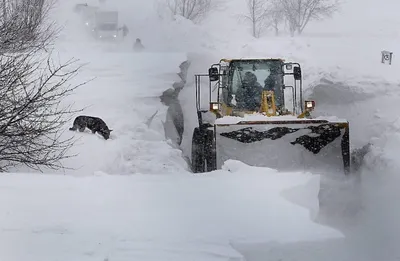 В снежном плену оказались 14 казахстанцев