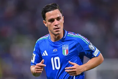 «Рома» ведет переговоры о подписании Зиркзе и Распадори