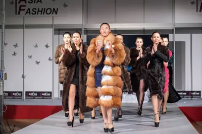 В Алматы состоялась XV Международная выставка моды