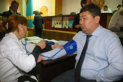 Избыточным весом страдает половина сотрудников районного акимата