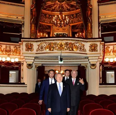 Назарбаев посетил достопримечательности Милана